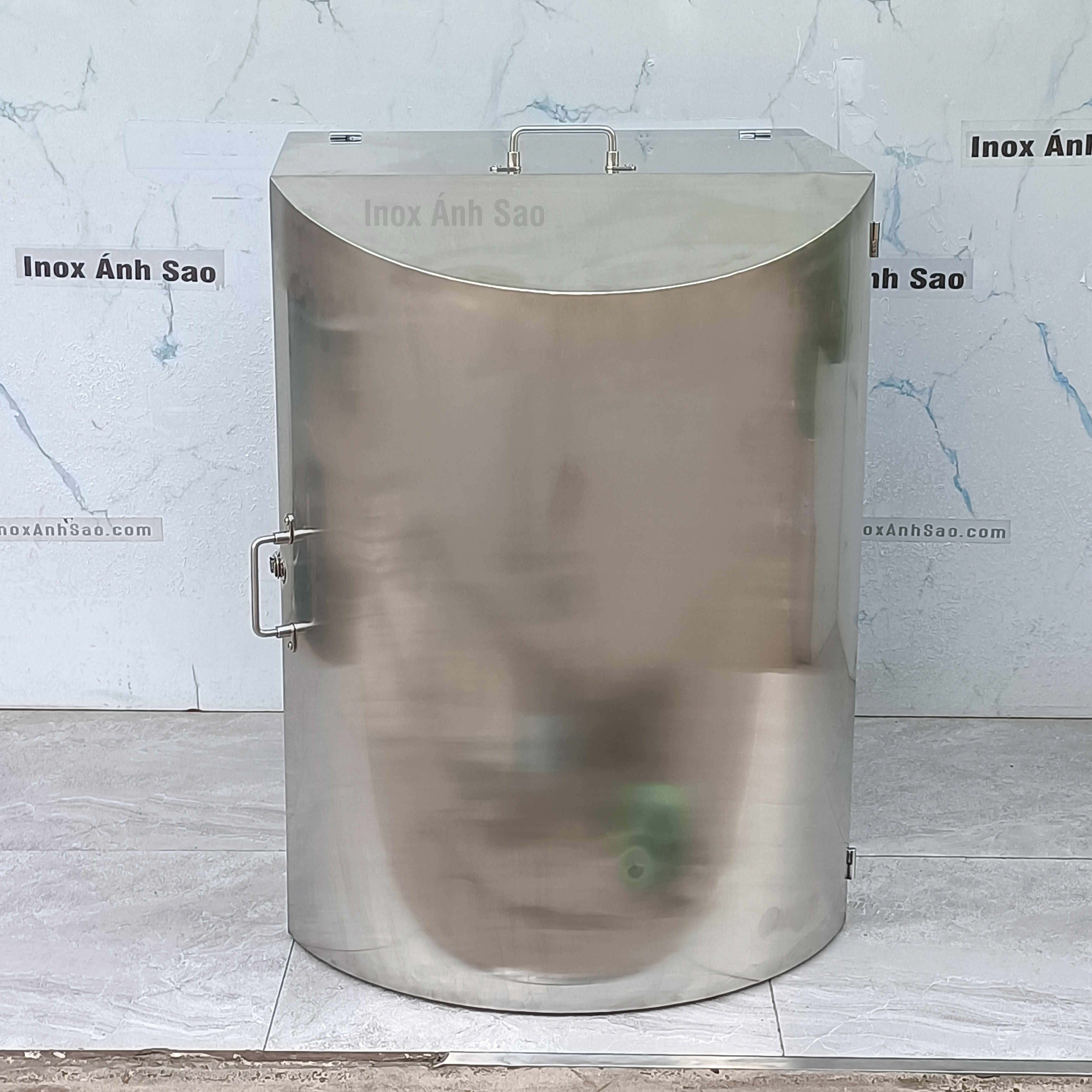 tu-vo-thiet-bi-inox