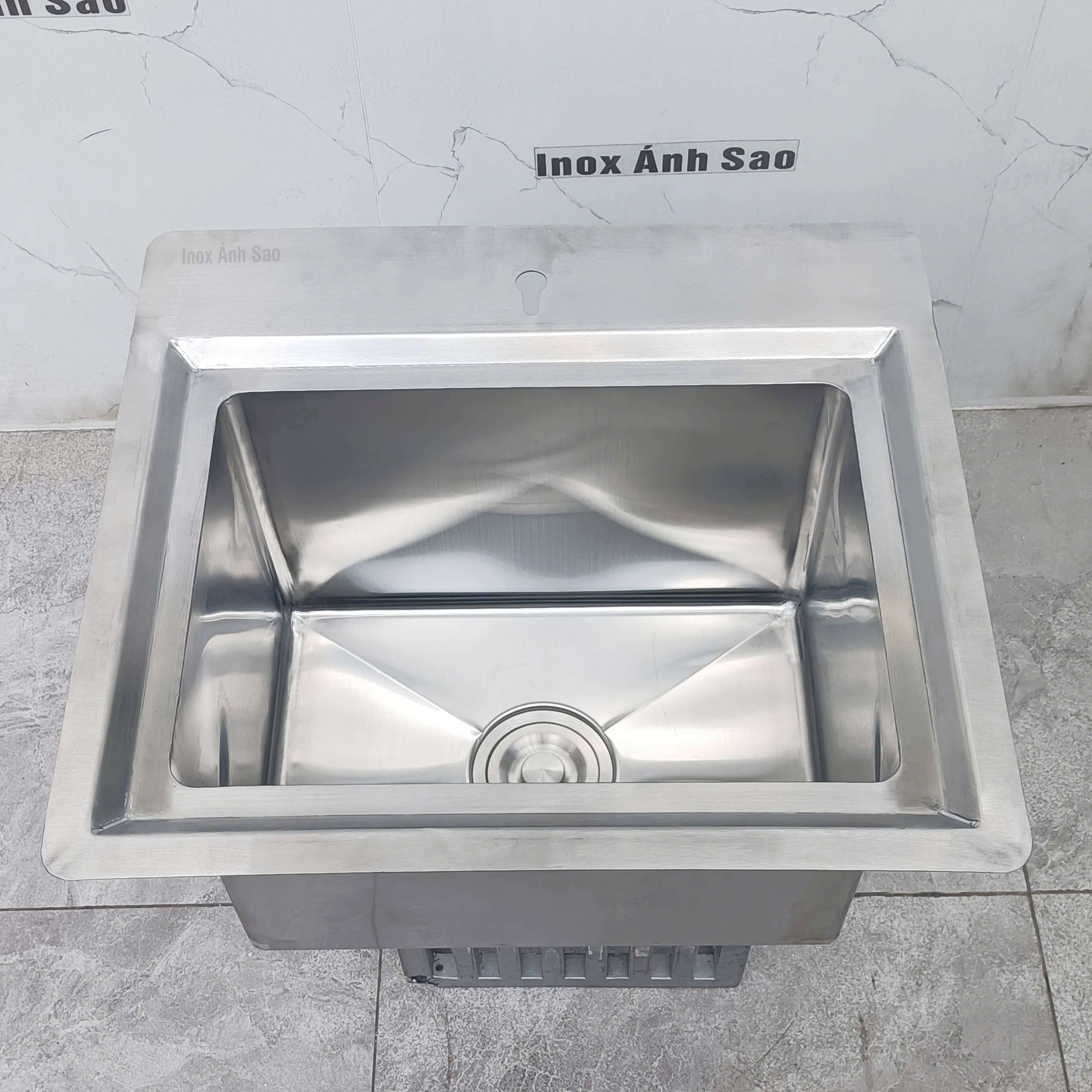 bon-rua-am-mat-da-inox