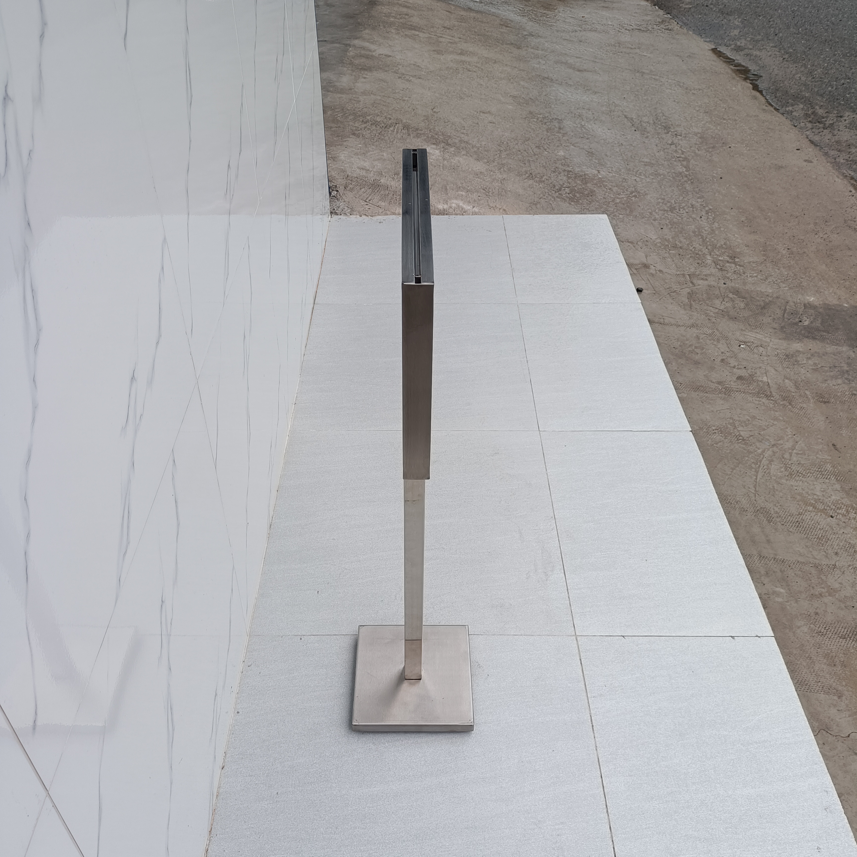 Hình ảnh alt empty