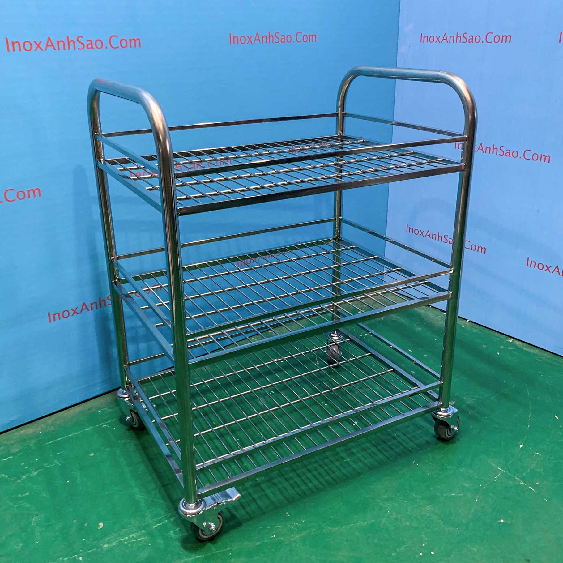 xe-day-nan-3-tang-inox