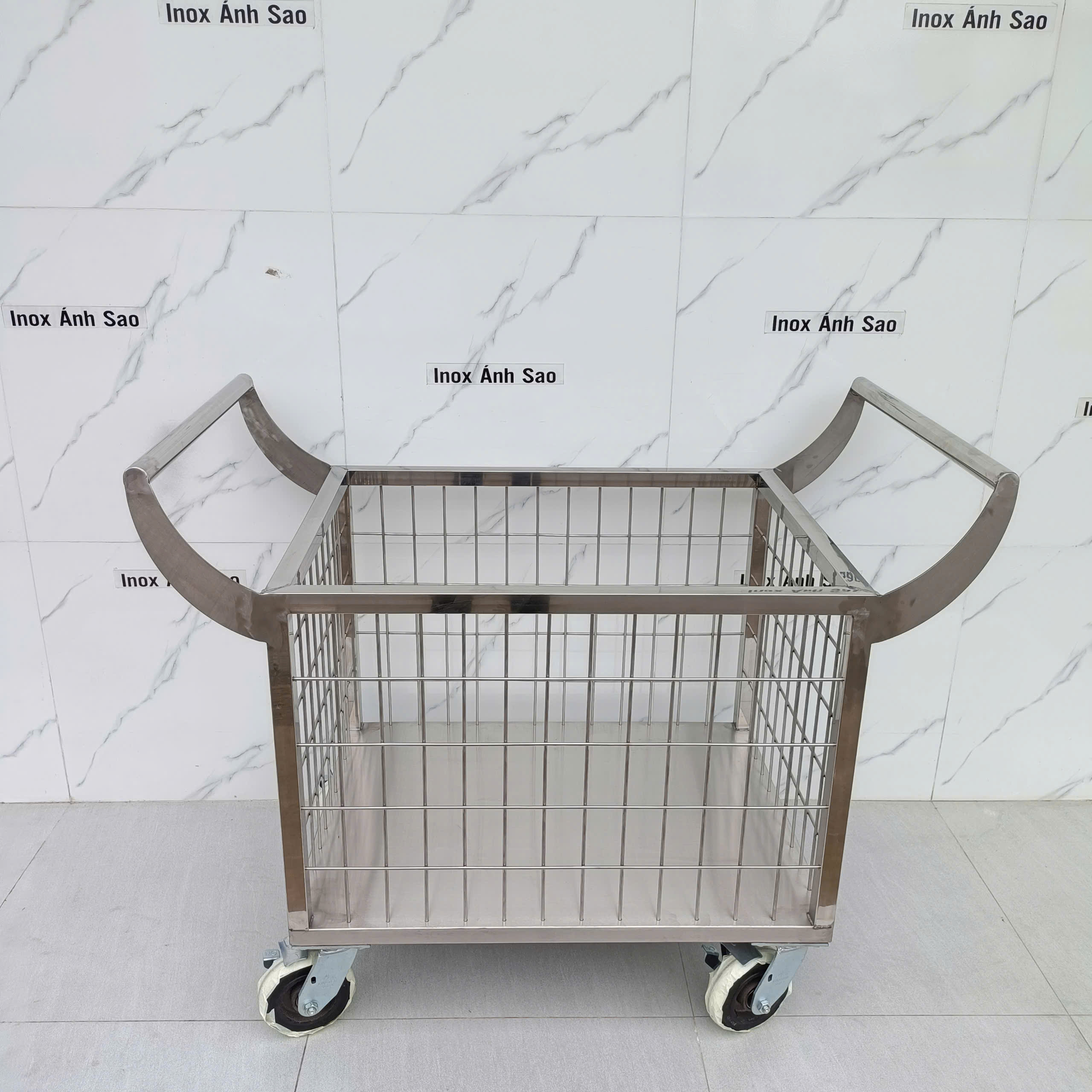 xe-day-inox-dan-soi-dang-thung-t24