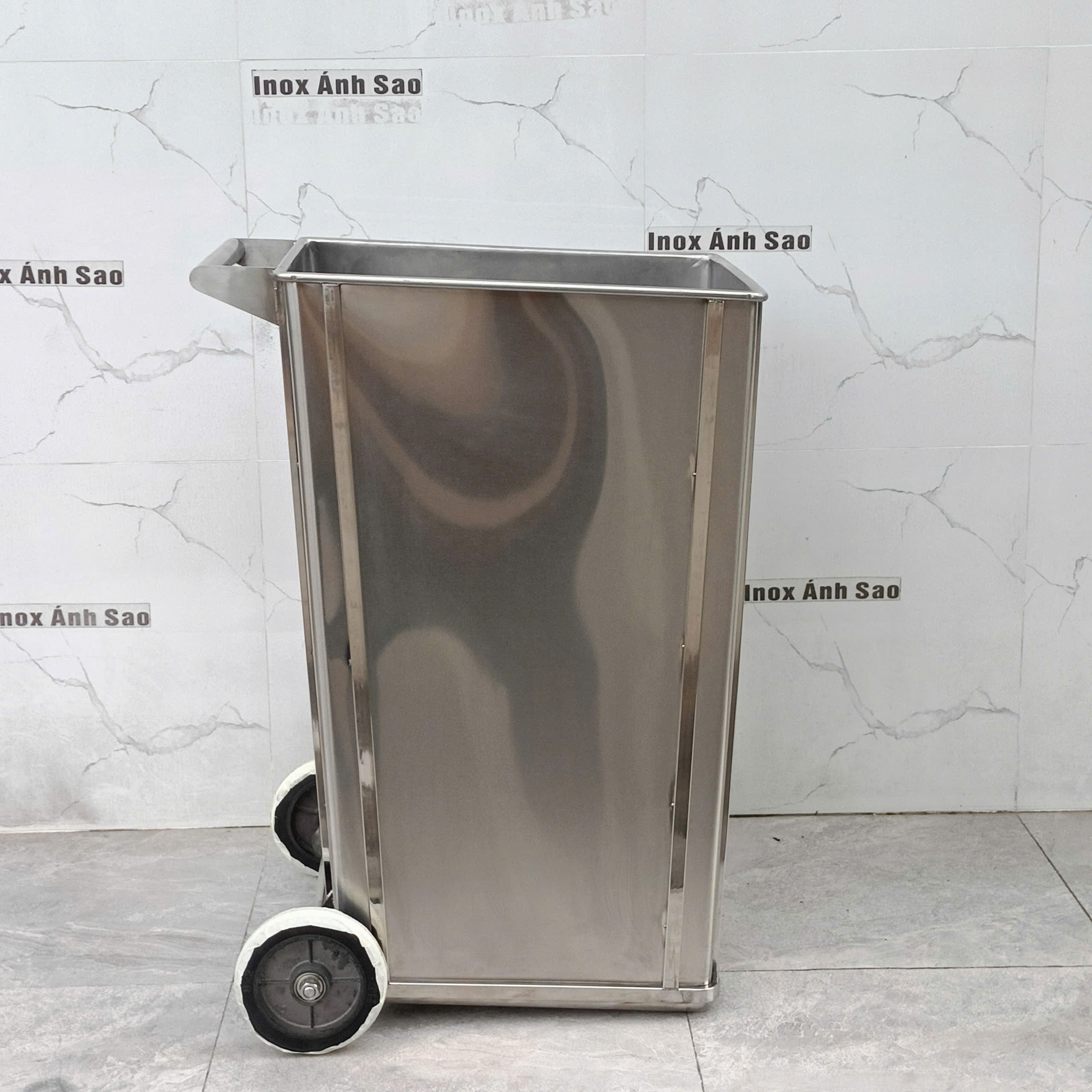 thung-rac-vuong-khong-nap-k05