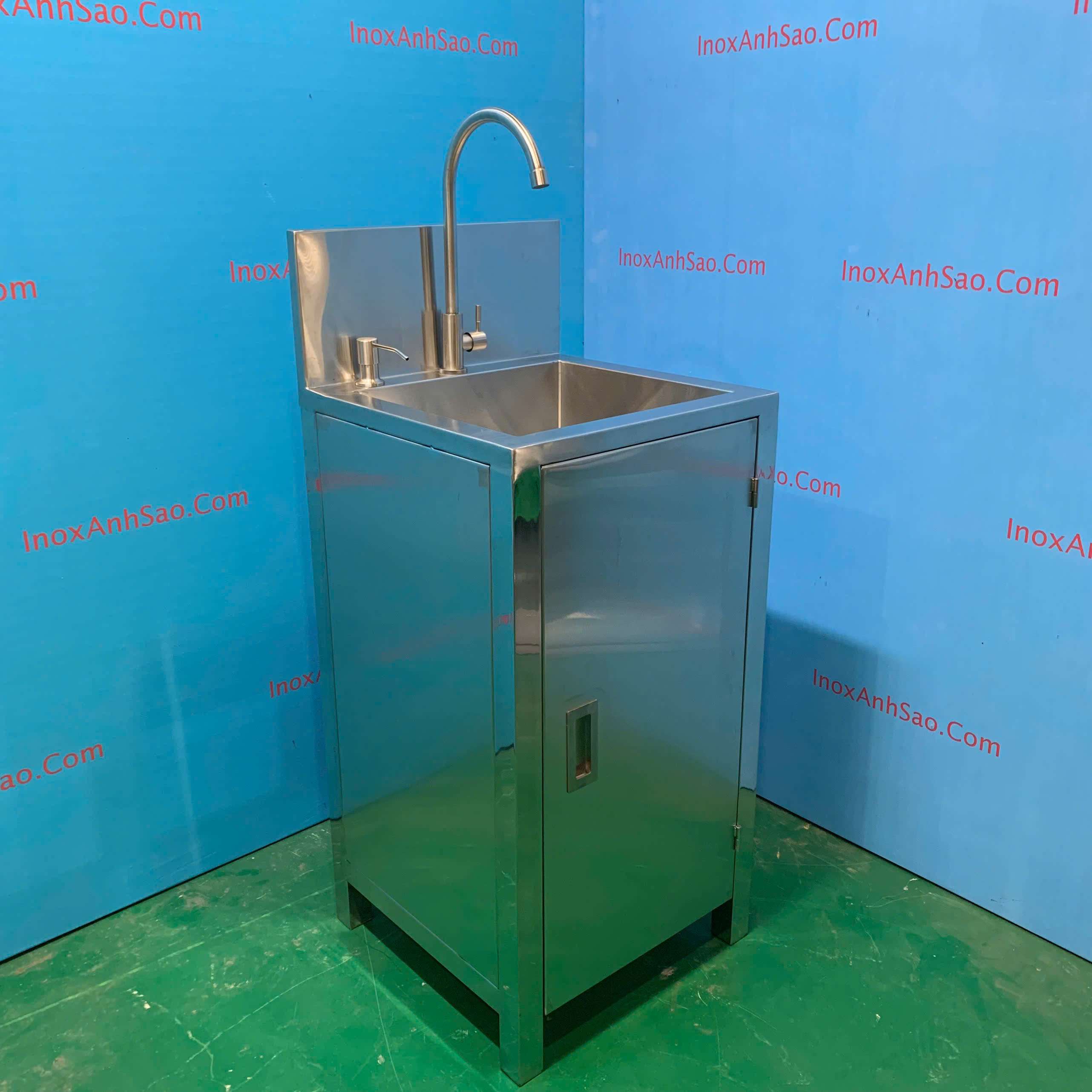 bon-rua-tay-inox-1-voi