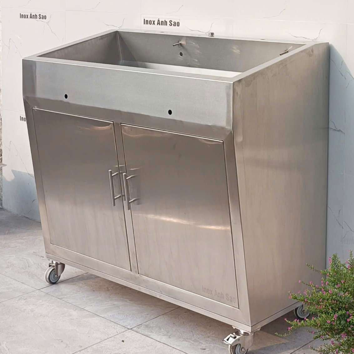 tu-bon-rua-inox