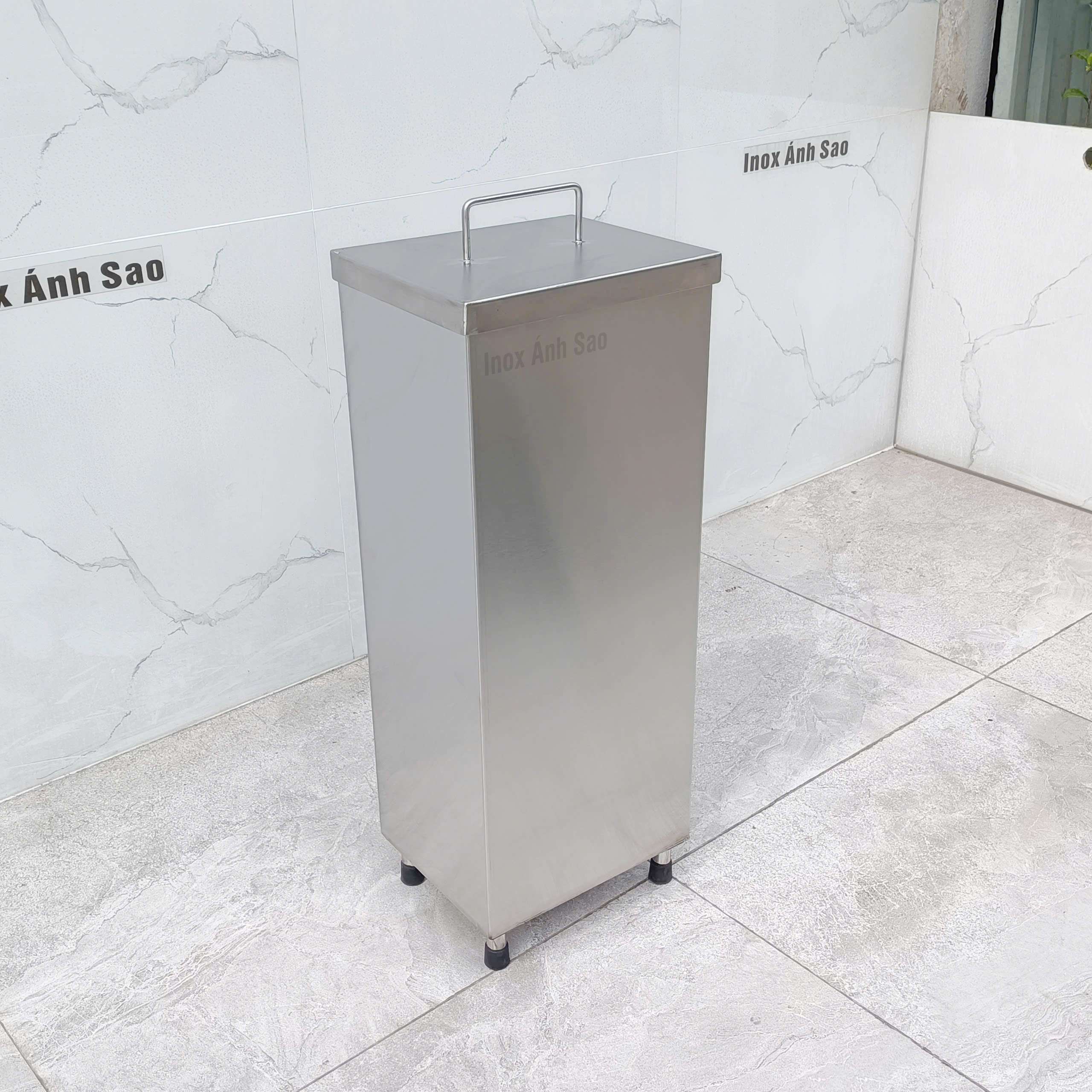 thung-rac-inox-304