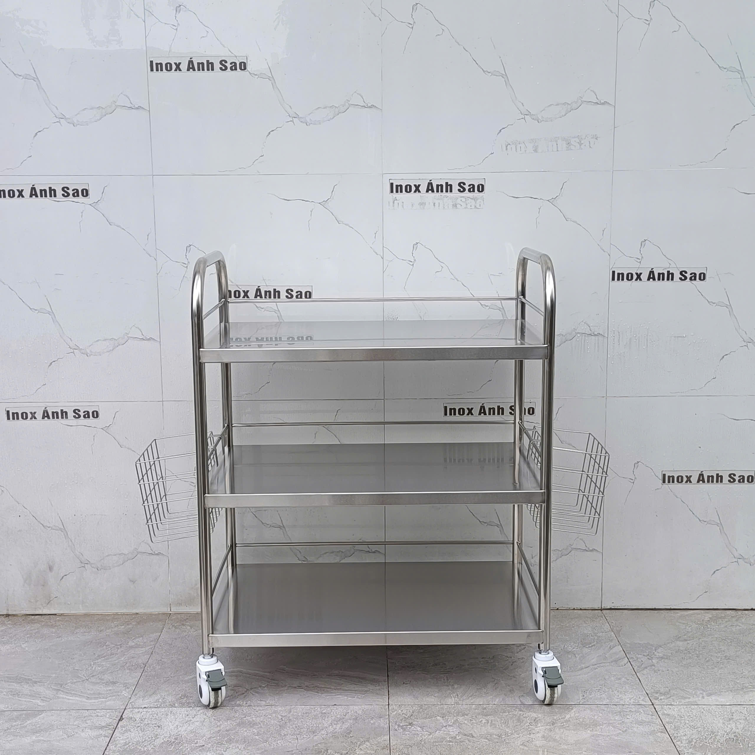 xe-day-inox-3-tang-co-ro-lap