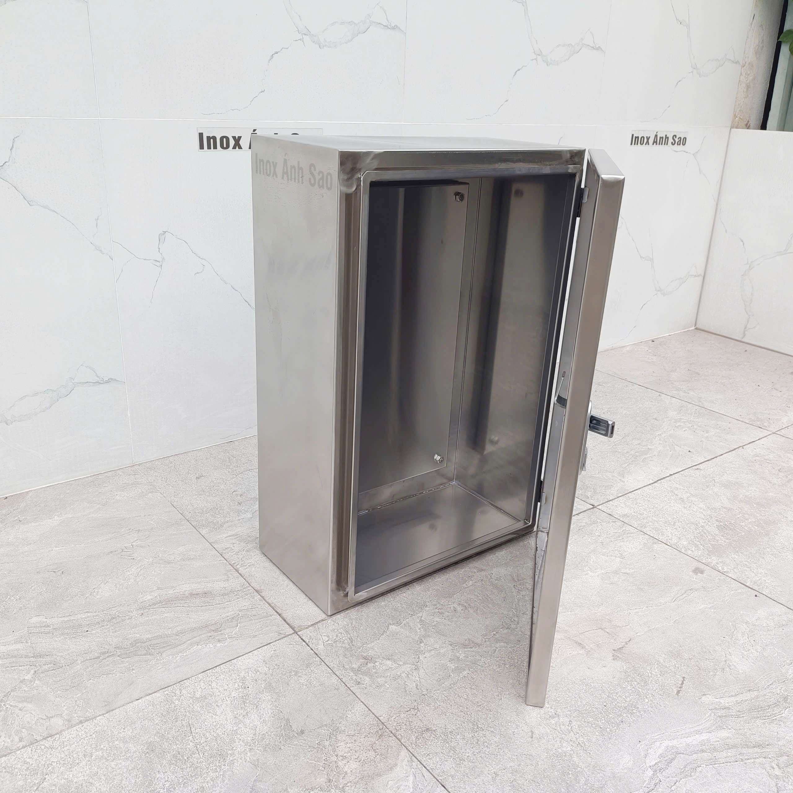 Hình ảnh alt empty